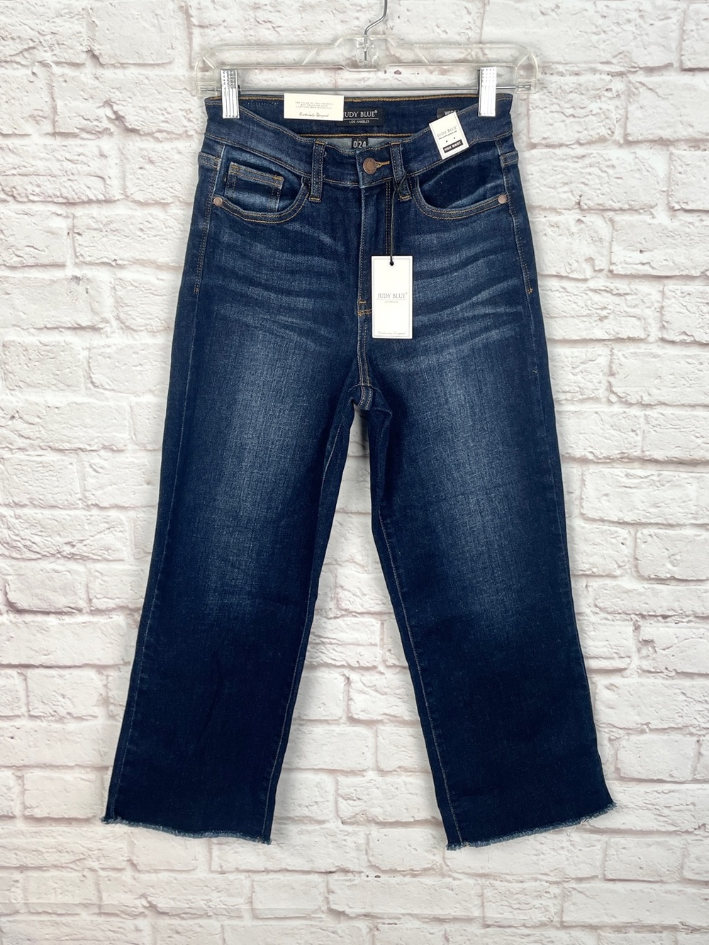 Judy Blue You Better Work It Wide Lwg Cropped Denim Jeans Size 24